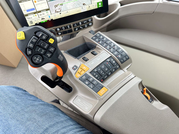 2025 John Deere 612R Sprayer/High Clearance