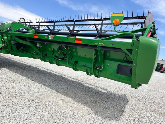 2015 John Deere 640FD Header Combine