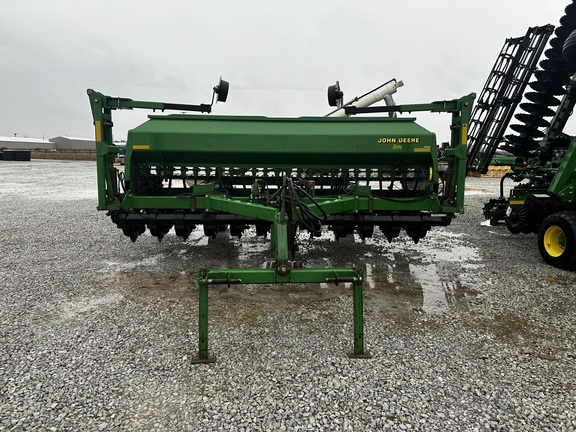 2001 John Deere 1560 Drill