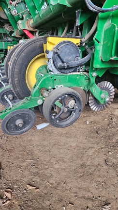 2023 John Deere 1795 Planter