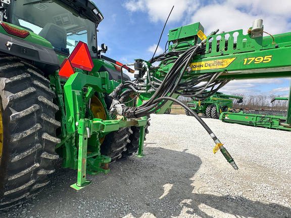 2023 John Deere 1795 Planter