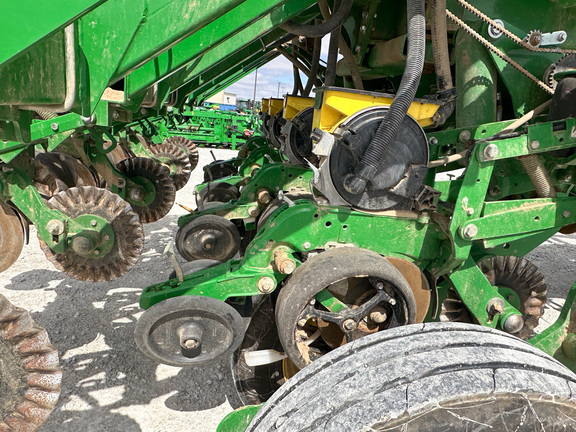 2023 John Deere 1795 Planter