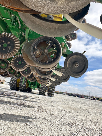 2023 John Deere 1795 Planter