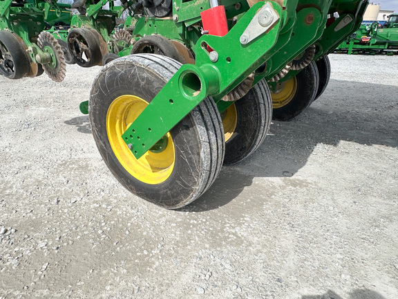 2023 John Deere 1795 Planter