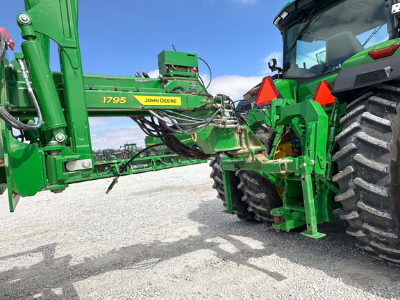 2023 John Deere 1795 Planter