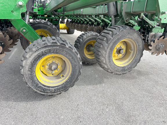 2022 John Deere DB60 Planter