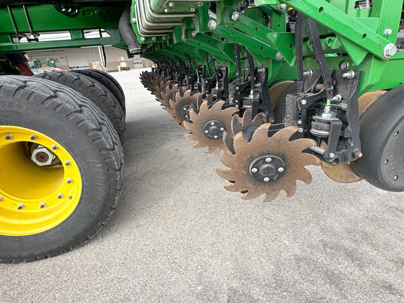 2022 John Deere DB60 Planter