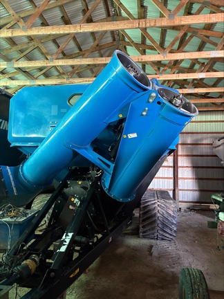 2014 Kinze 1100 Grain Cart