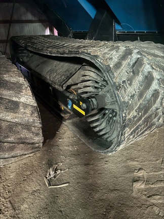 2014 Kinze 1100 Grain Cart