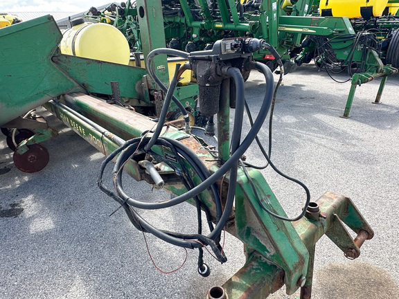 1985 John Deere 7000 Planter