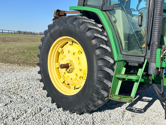 2000 John Deere 6410 Tractor
