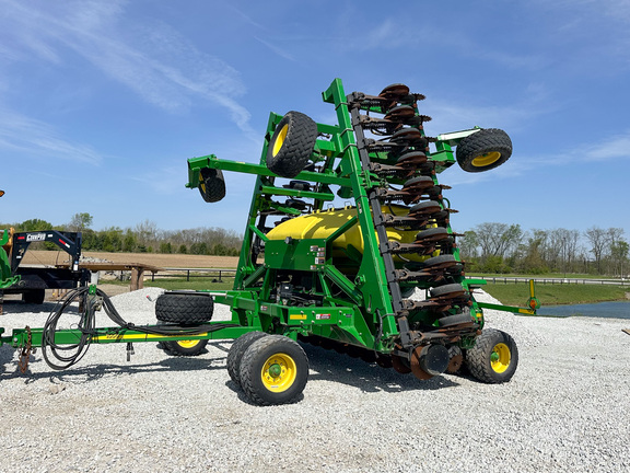 2009 John Deere 1990 Air Seeder