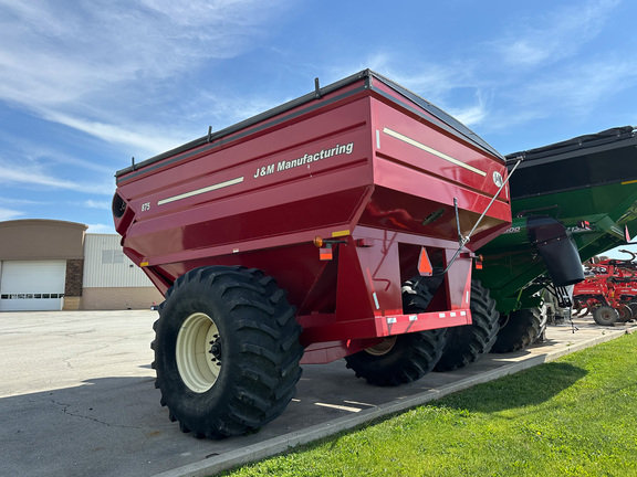 J&M 875-18 Grain Cart