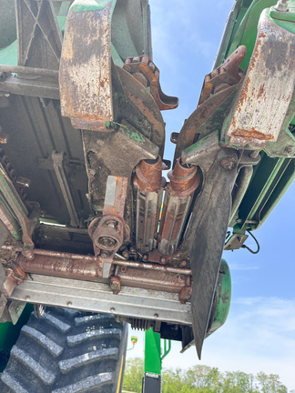 2013 John Deere 608C Header Corn Head