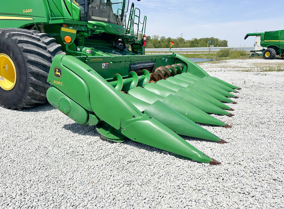 2013 John Deere 608C Header Corn Head