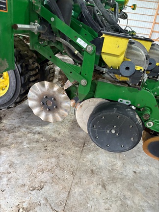 2011 John Deere DB60 Planter
