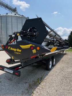 2021 Honey Bee AFS40 Header Combine