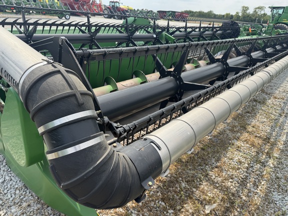 2010 John Deere 635F Header Combine