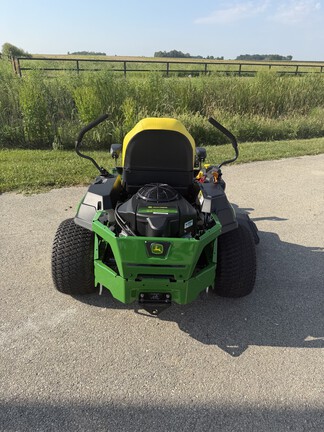 2026 John Deere Z330R Mower/Zero Turn