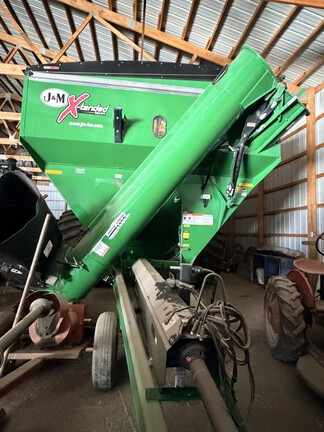 2022 J&M 1312-20 Grain Cart