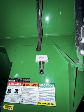2022 J&M 1312-20 Grain Cart