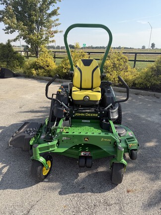 2022 John Deere Z950M Mower/Zero Turn