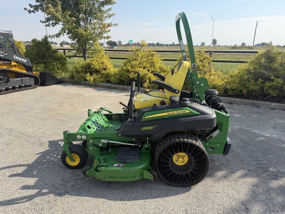 2022 John Deere Z950M Mower/Zero Turn