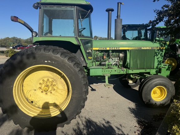 John Deere 4840 Tractor