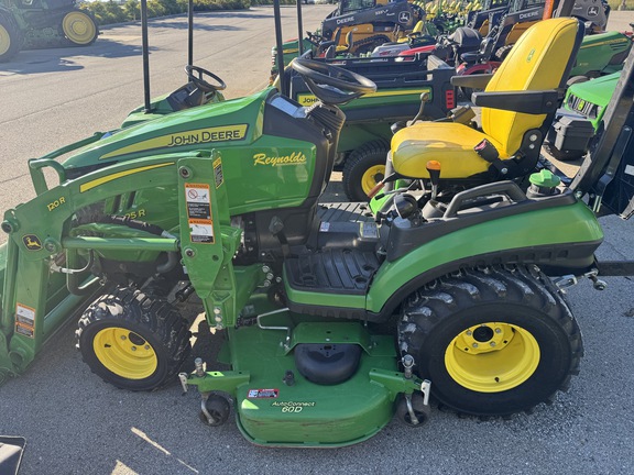 2023 John Deere 1025R Tractor Compact