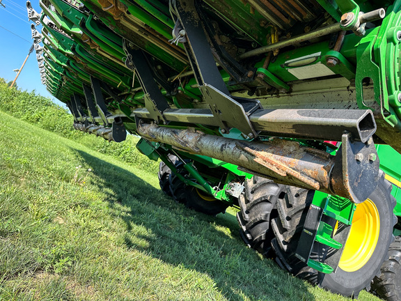 2018 John Deere 712C Header Corn Head