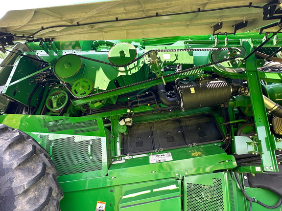 2022 John Deere S770 Combine
