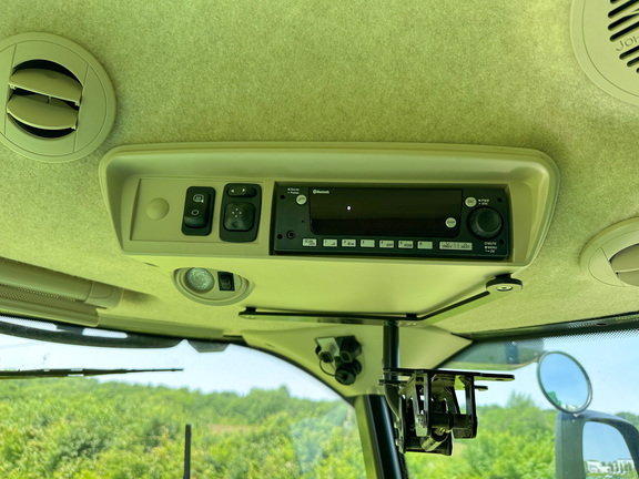 2022 John Deere S770 Combine