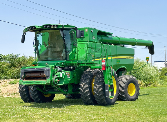 2022 John Deere S770 Combine