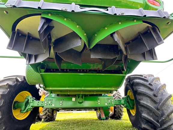 2022 John Deere S770 Combine