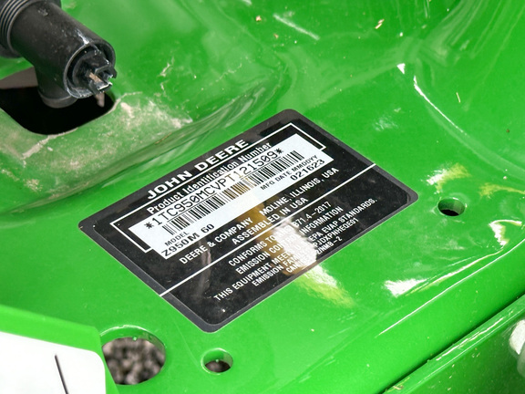 2023 John Deere Z950M Mower/Zero Turn