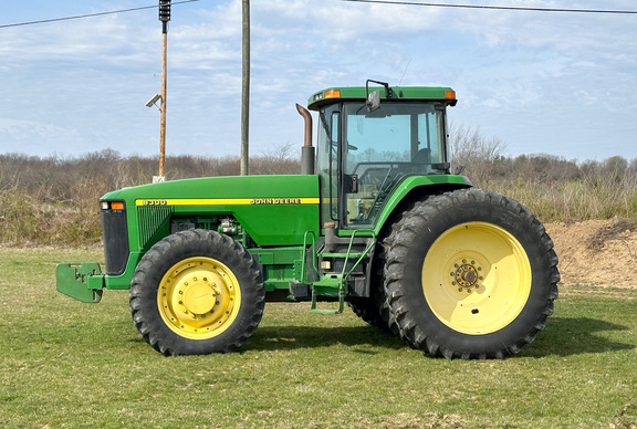 1997 John Deere 8300 Tractor