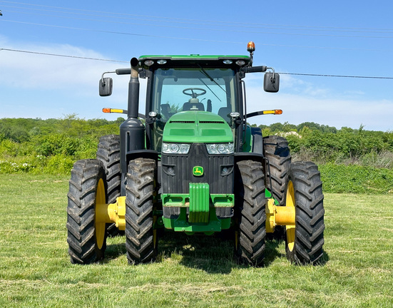 2014 John Deere 8285R Tractor