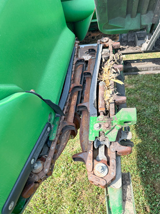 2014 John Deere 608C Header Corn Head