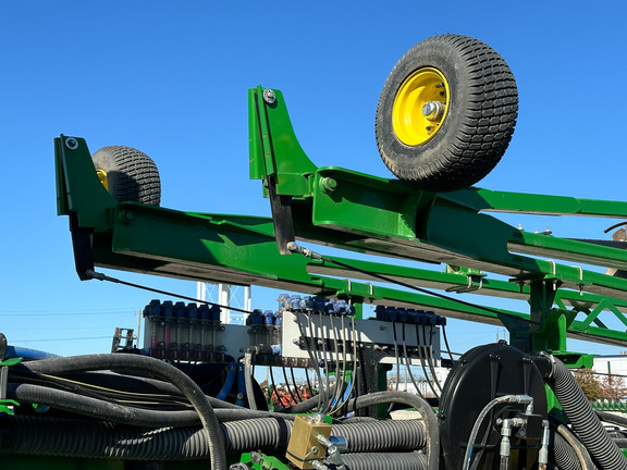 2019 John Deere 1775NT Planter