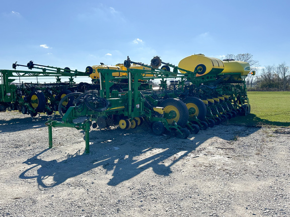 2019 John Deere 1775NT Planter