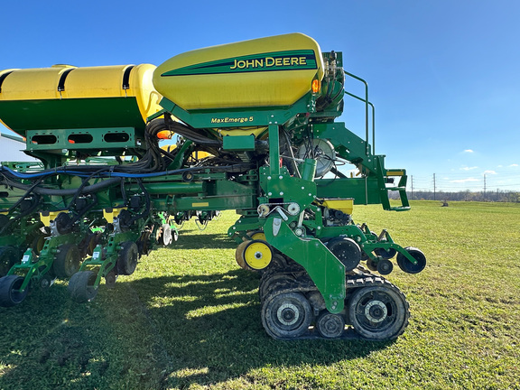 2019 John Deere 1775NT Planter