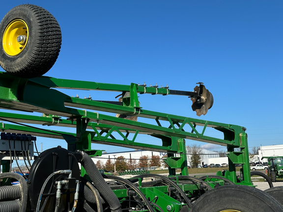 2019 John Deere 1775NT Planter