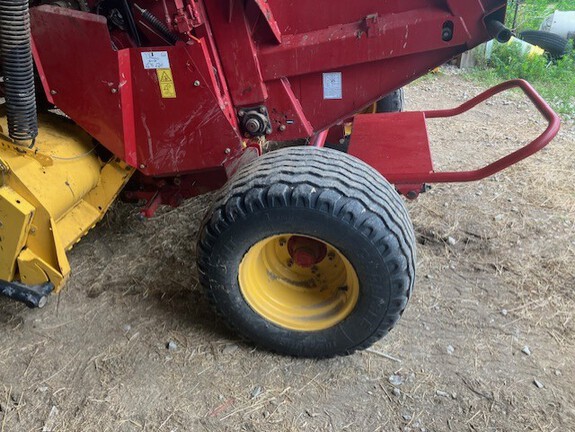 2021 New Holland ROLL-BELT 450 Baler/Round