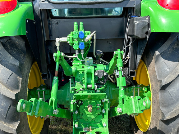 2023 John Deere 5100E Tractor