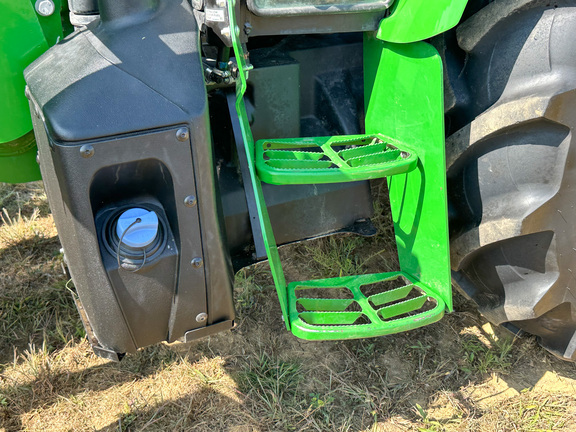 2023 John Deere 5100E Tractor