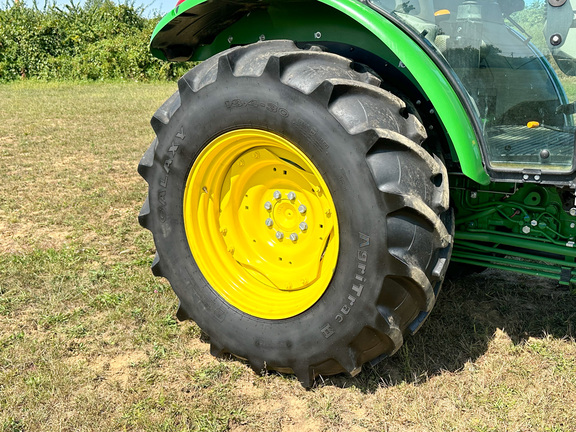 2023 John Deere 5100E Tractor