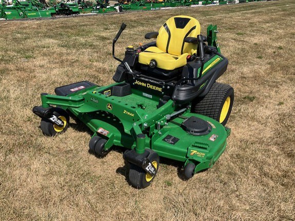 2017 John Deere Z950R Mower/Zero Turn