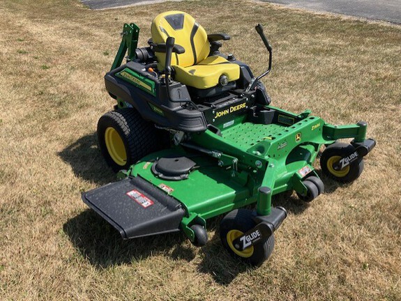 2017 John Deere Z950R Mower/Zero Turn