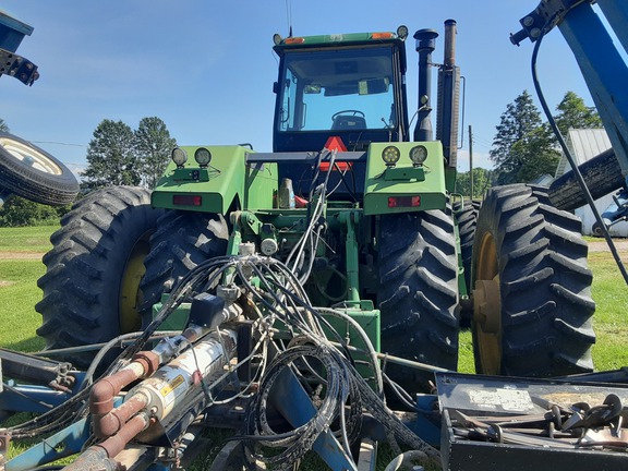 1990 John Deere 8560 Tractor 4WD