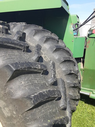 1990 John Deere 8560 Tractor 4WD